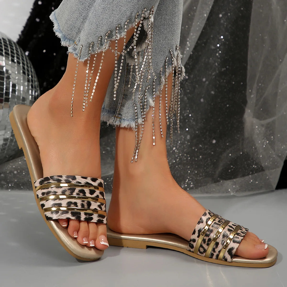 Classic Everyday Comfort Square-Toe Sandals