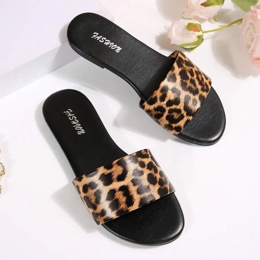Leopard Twist Beach Flip Flops